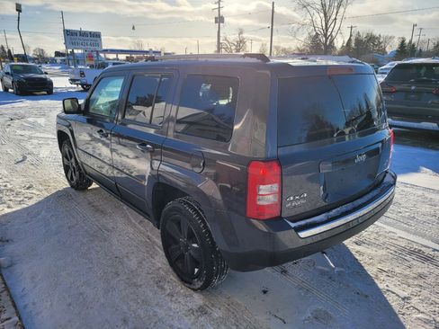 Used 2016 Jeep Patriot 4WD image 9