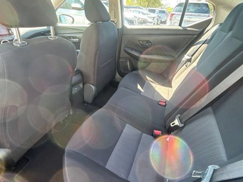 Used 2025 Nissan Sentra SV FWD image 17