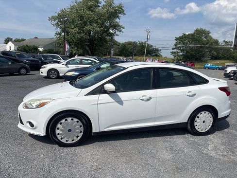 Used 2014 Ford Focus SE FWD image 7