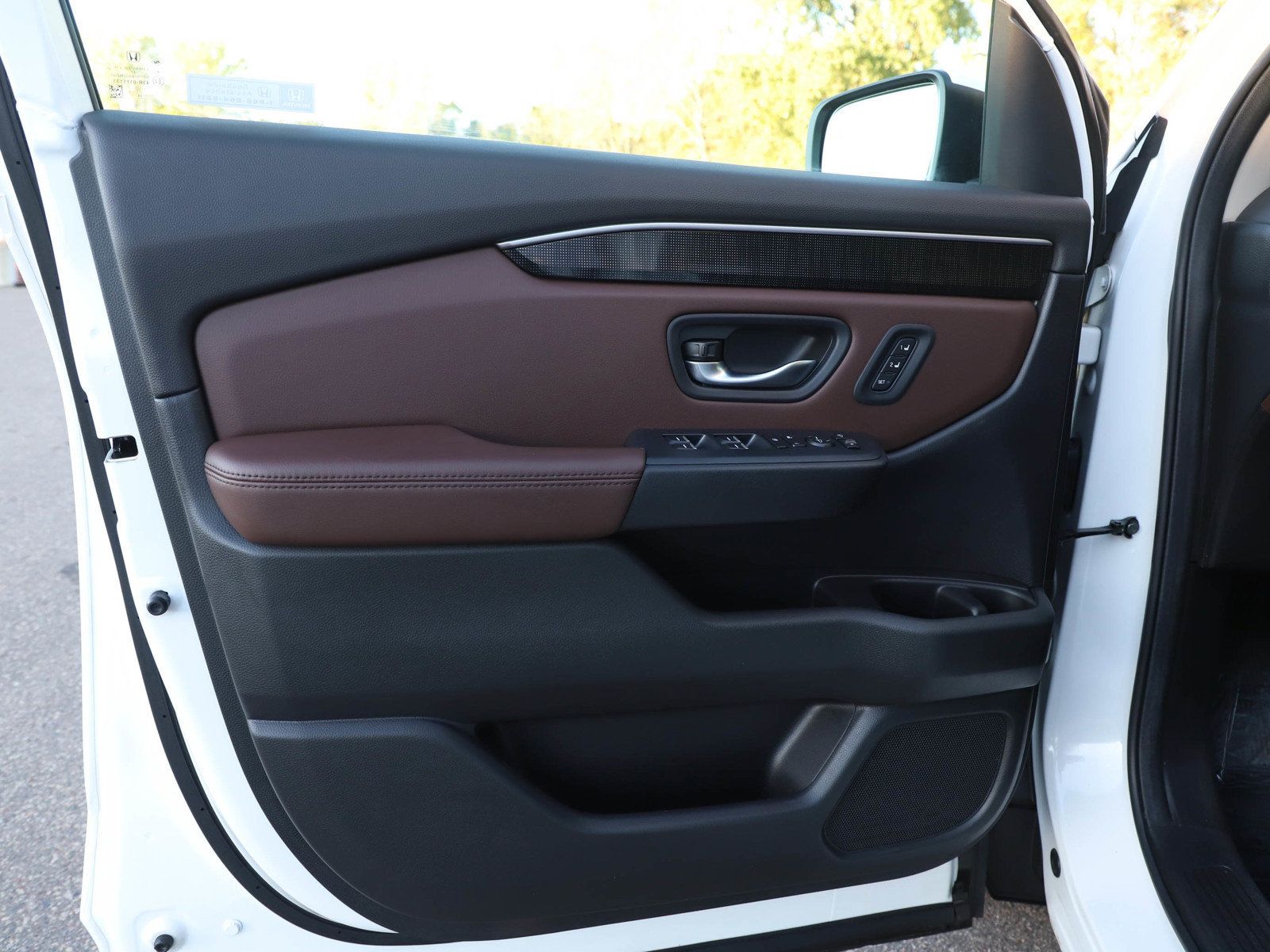 Used 2024 Honda Pilot Elite image 22