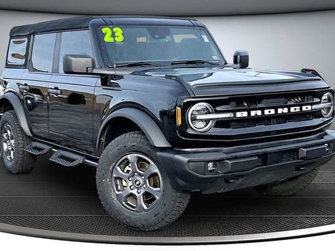 Used 2023 Ford Bronco Big Bend image 3