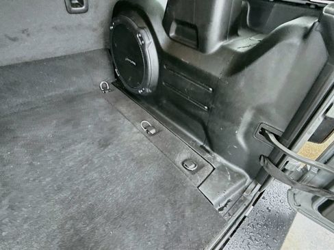 Used 2023 Jeep Wrangler Unlimited w/ Sun & Screen Package AWD/4WD image 31
