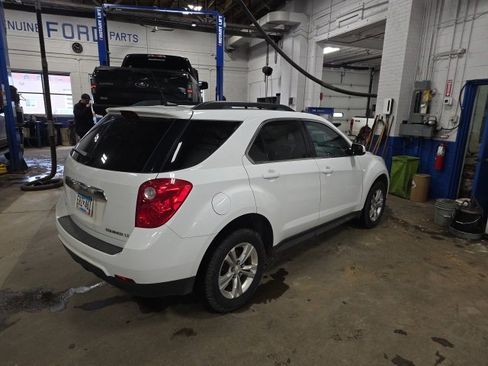 Used 2013 Chevrolet Equinox LT w/ Driver Convenience Package image 6