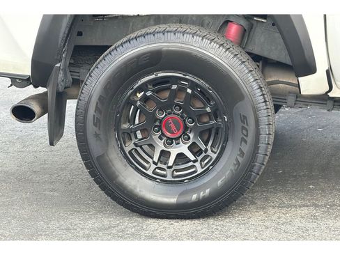 Used 2023 Toyota Tacoma TRD Pro AWD/4WD image 32