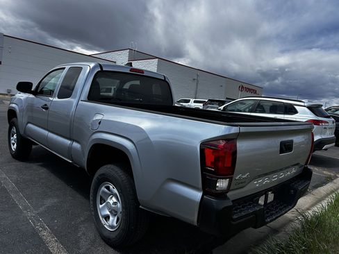 Certified 2023 Toyota Tacoma SR AWD/4WD image 2
