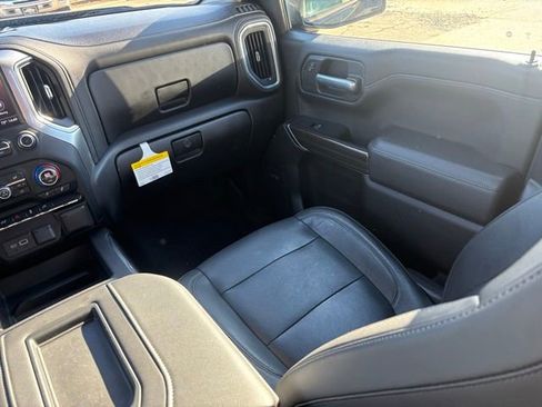 Used 2020 Chevrolet Silverado 1500 RST image 21