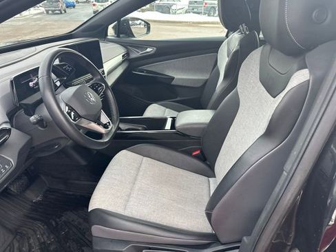 Used 2023 Volkswagen ID.4 Pro image 9