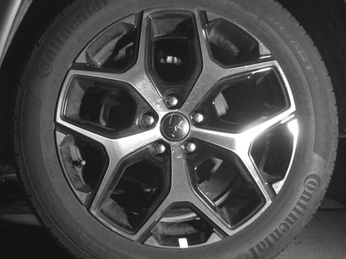 Used 2025 Jeep Compass Limited image 13