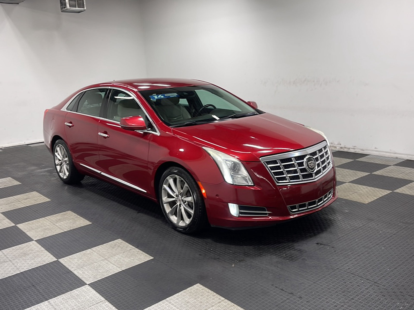 Used 2014 Cadillac XTS Premium w/ Driver Assist Package FWD image 24