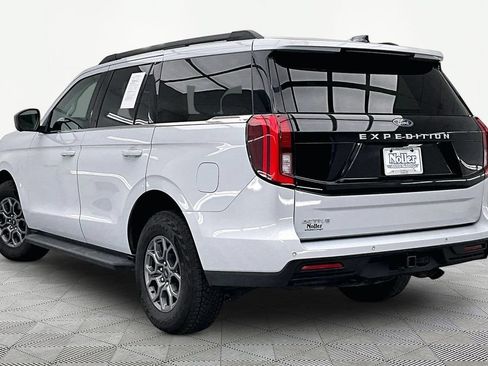 Certified 2025 Ford Expedition Active AWD/4WD image 13