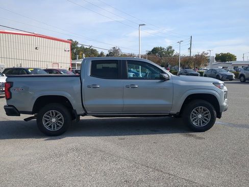 Used 2023 Chevrolet Colorado LT w/ LT Convenience Package image 12