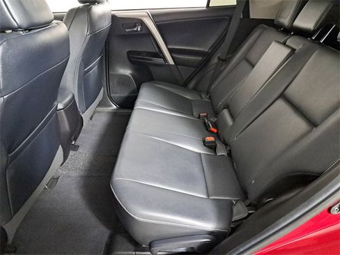 Used 2018 Toyota RAV4 Limited image 12