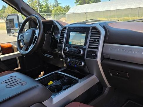 Used 2018 Ford F250 King Ranch w/ Tow Technology Bundle image 17