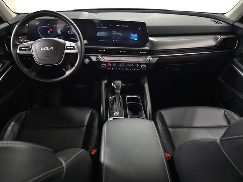 Used 2025 Kia Telluride LX FWD image 13