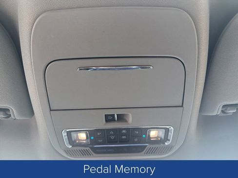 Used 2022 Ford F150 Lariat AWD/4WD image 23