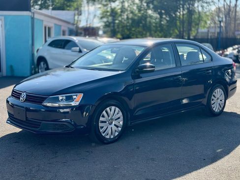 Used 2014 Volkswagen Jetta SE FWD image 4