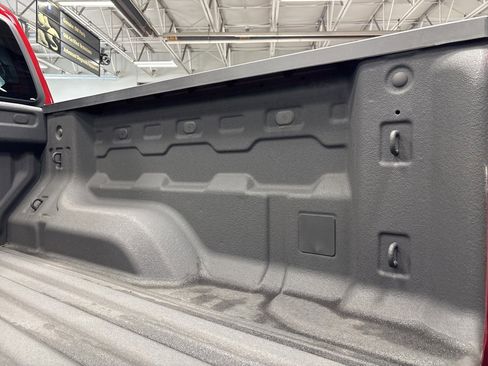 Used 2023 Chevrolet Colorado LT w/ LT Convenience Package III image 38