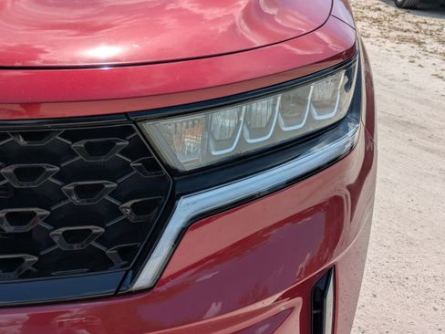 Used 2021 Kia Sorento S image 9