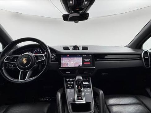 Used 2019 Porsche Cayenne AWD/4WD image 26