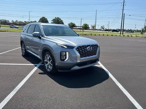 Used 2020 Hyundai Palisade SEL FWD image 1