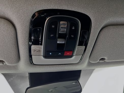 Used 2022 Hyundai Palisade Limited image 21