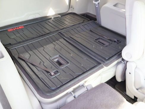 Used 2019 GMC Acadia Denali w/ Technology Package image 17