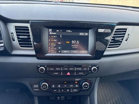 Used 2019 Kia Niro FE image 12