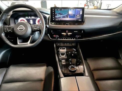 Used 2024 Nissan Rogue SL w/ SL Premium Package AWD/4WD image 7