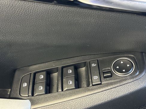 Used 2022 Kia Seltos EX image 24