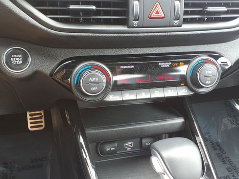 Used 2023 Kia Forte GT-Line w/ GT-Line Technology Package FWD image 18