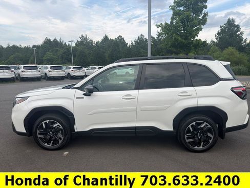 Used 2026 Subaru Forester Premium AWD/4WD image 4