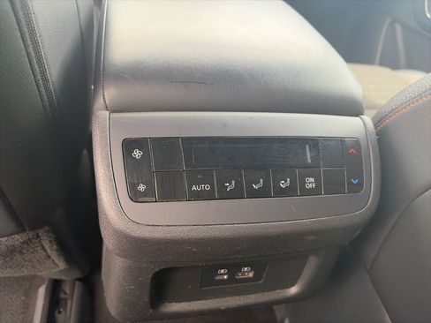 Used 2024 Nissan Pathfinder Rock Creek AWD/4WD image 27