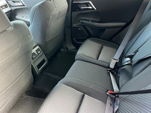 New 2025 Mitsubishi Outlander ES image 13
