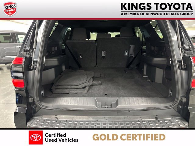 Used 2025 Toyota 4Runner SR5 AWD/4WD image 22