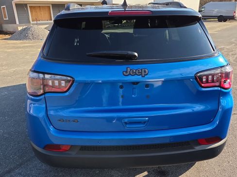 New 2026 Jeep Compass Limited image 9