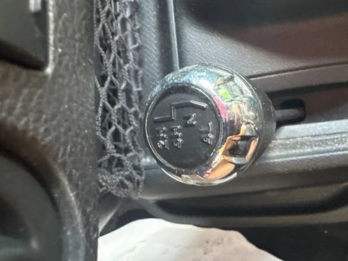 Used 2016 Jeep Wrangler Unlimited Sahara AWD/4WD image 25
