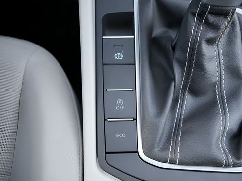 Used 2025 Volkswagen Jetta S FWD image 30