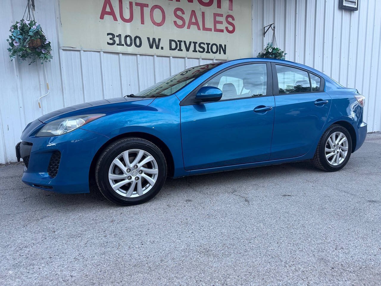 Used 2012 MAZDA MAZDA3 i Grand Touring w/ Tech Pkg FWD image 8