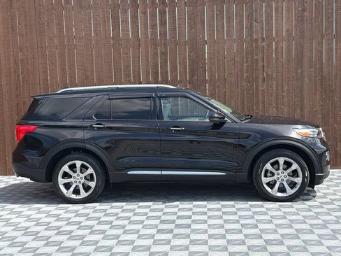 Used 2020 Ford Explorer Platinum w/ Premium Technology Package AWD/4WD image 14