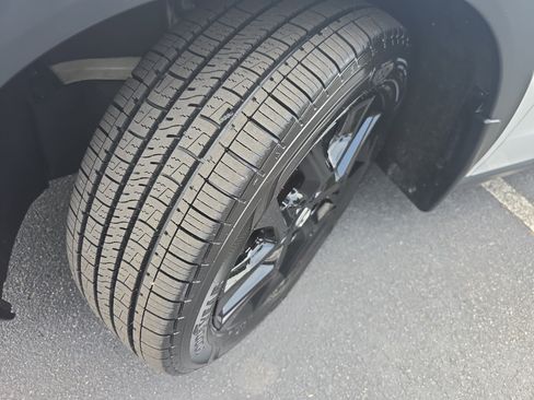 Certified 2024 Honda HR-V Sport image 30