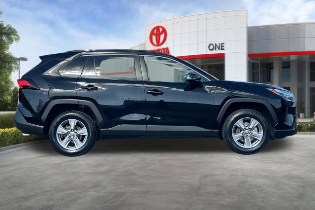 Certified 2022 Toyota RAV4 XLE AWD/4WD image 3