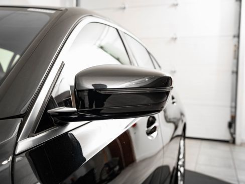 Used 2024 BMW 330i xDrive Sedan w/ Premium Package image 15