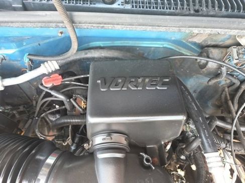 Used 1998 Chevrolet Silverado 1500 2WD Extended Cab w/ Preferred Equipment Group 2 image 8