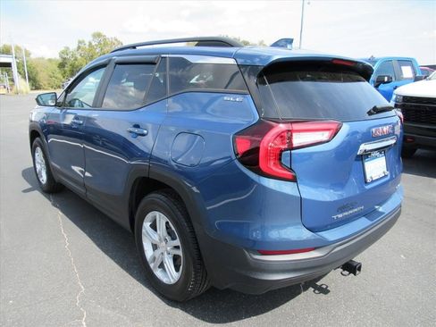 Certified 2024 GMC Terrain SLE w/ Driver Convenience Package image 7