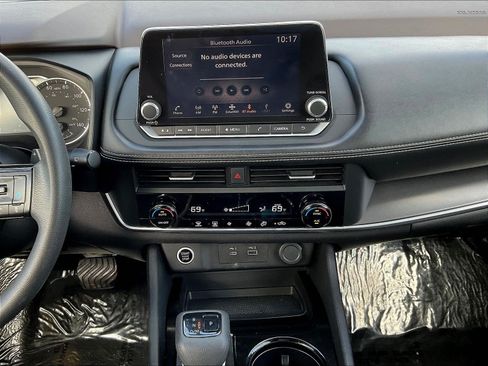 Used 2023 Nissan Rogue SV AWD/4WD image 11