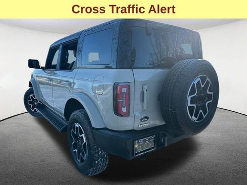 Used 2025 Ford Bronco Outer Banks image 10