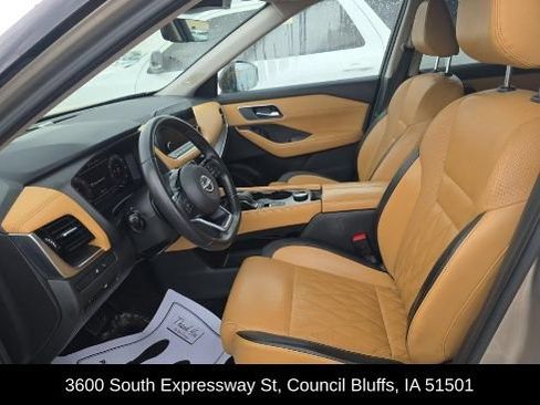 Used 2023 Nissan Rogue Platinum w/ Platinum Premium Package AWD/4WD image 8