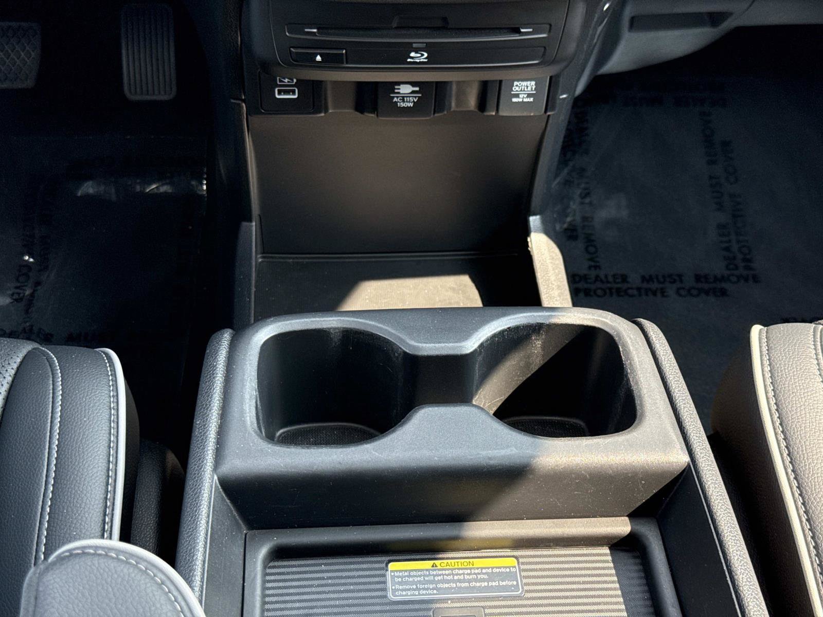 Used 2024 Honda Odyssey Elite image 8