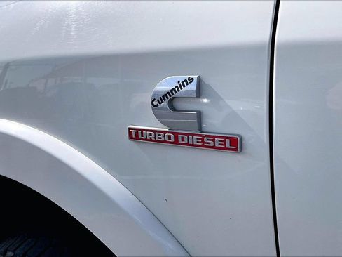 Used 2019 RAM 2500 Laramie AWD/4WD image 7