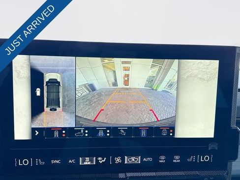 Used 2025 GMC Hummer EV 2X w/ LPO, Sport Package image 17